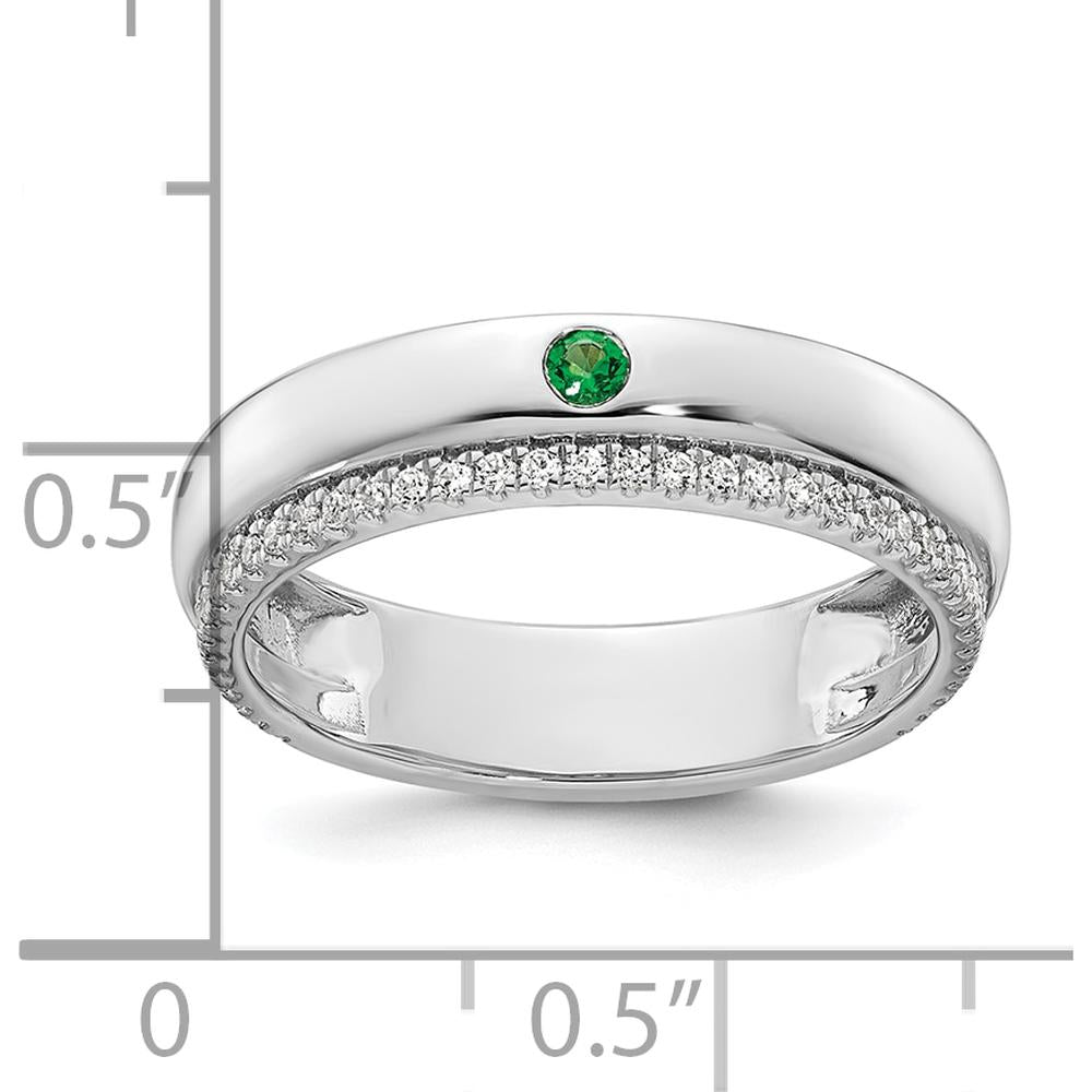 14K White Gold Mother's Ring with Green Birthstone and Diamond Milgrain Band by Oro Pregiato