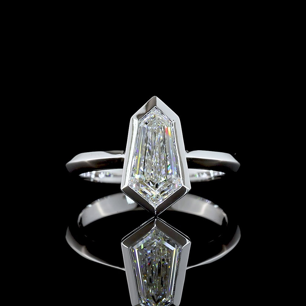 14K White Gold North-South Kite Cut Solitaire Ring with Bezel Set Lab Diamond - 1.66 Carat Total Weight E-F VS1 - Covaloro Fine Jewelry