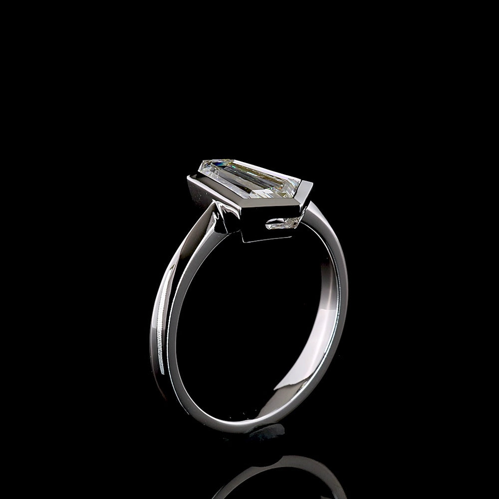 14K White Gold North-South Kite Cut Solitaire Ring with Bezel Set Lab Diamond - 1.66 Carat Total Weight E-F VS1 - Covaloro Fine Jewelry