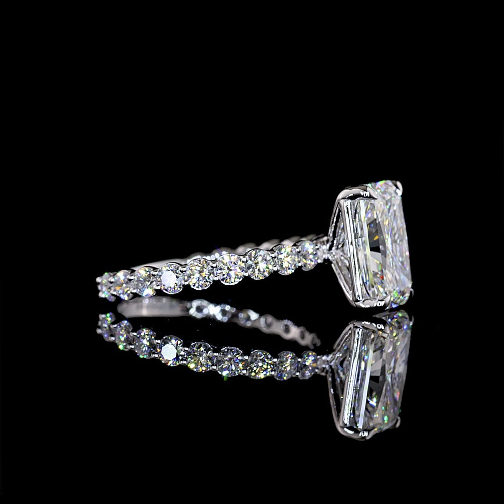 14K White Gold Oval Cut Lab Diamond Solitaire Ring - 1.51 Carat D VVS2 IGI Certified - Covaloro Fine Jewelry