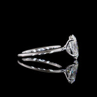 14K White Gold Oval Cut Solitaire Ring featuring 2.07 Carat Lab-Grown Diamond with E-F Color and VVS2 Clarity - IGI Certified - Covaloro Fine Jewelry