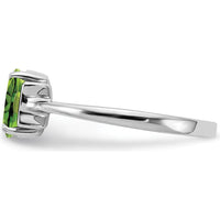 14K White Gold Oval Peridot Ring - 0.850 Carat Faceted Green Peridot by Monteluci Fine Jewelry