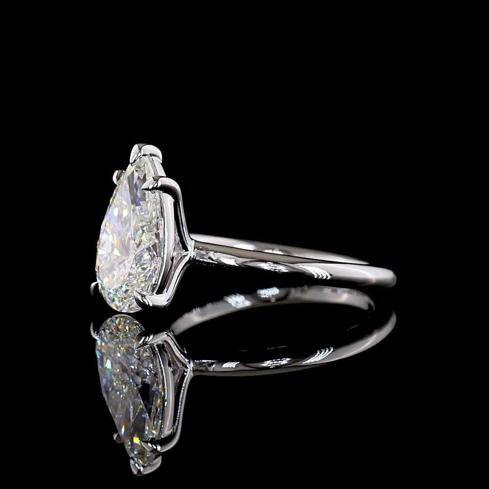 14K White Gold Pear Shape Solitaire Engagement Ring with 3.07 Carat F VVS2 Lab Grown Diamond - IGI Certified - Covaloro Fine Jewelry