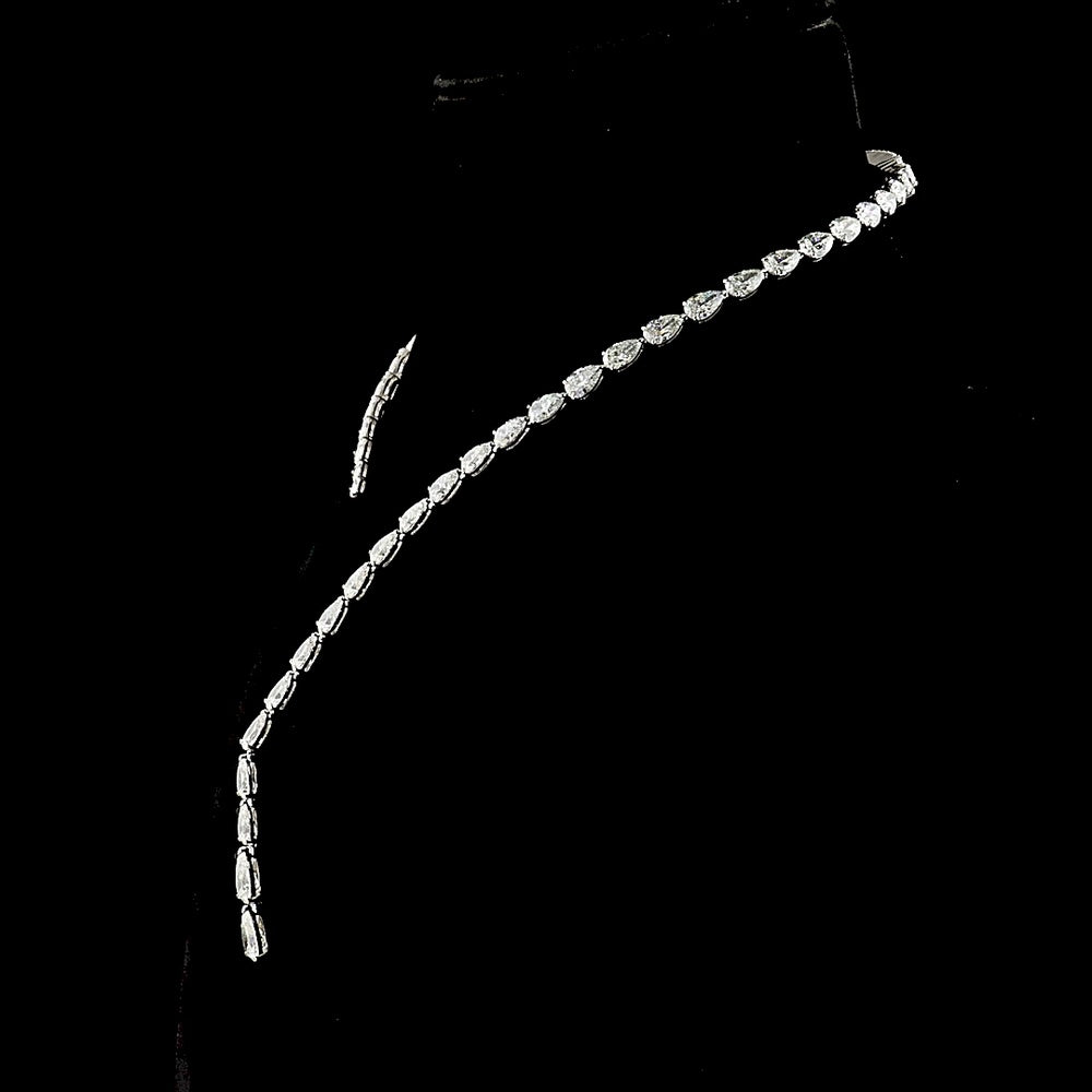 14K White Gold Pear-Shaped Diamond Lariat Necklace with Prong Set Lab Diamonds - 35.98 Carat Total Weight - Covaloro Fine Jewelry