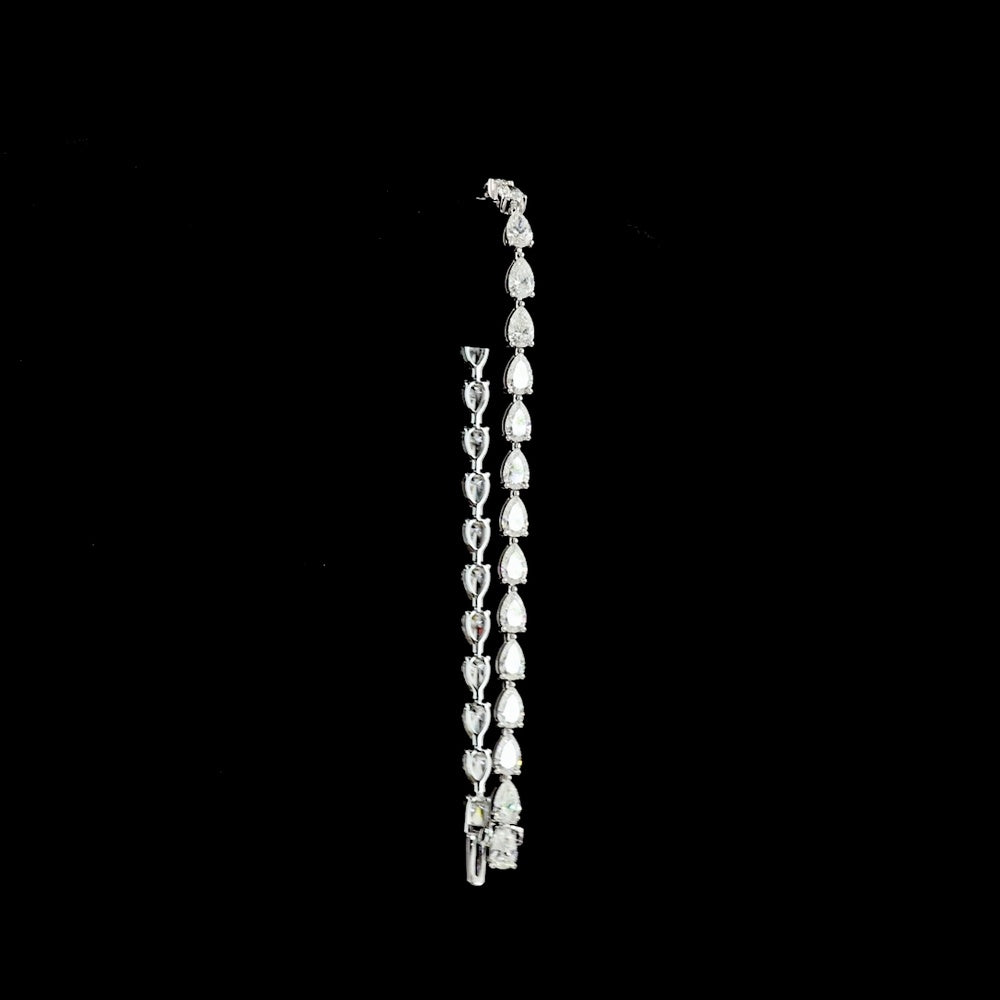 14K White Gold Pear-Shaped Lab Diamond Tennis Bracelet with East-West Prong Setting - 6.52 Carat Total Weight - Covaloro Fine Jewelry