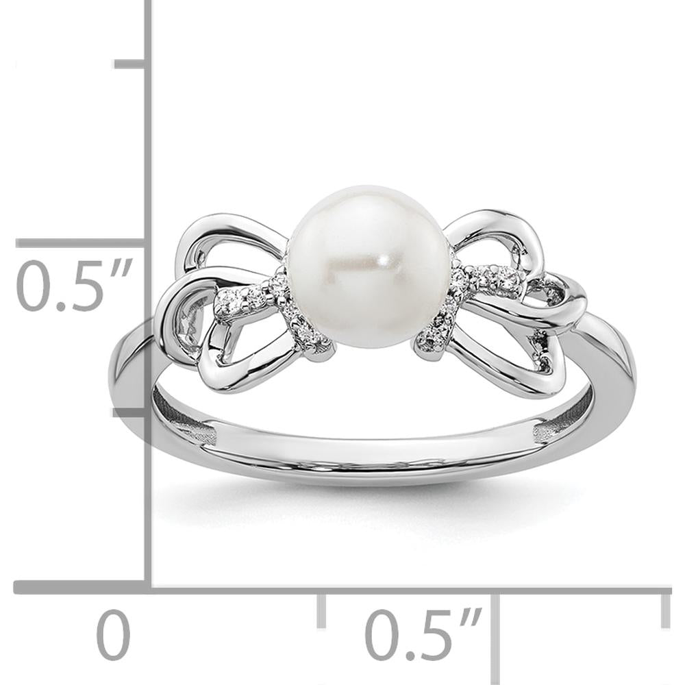 14K White Gold Polished Diamond and Freshwater Pearl Fashion Ring with Diamond Accent - 0.05 Carat Total Diamond Weight by 0