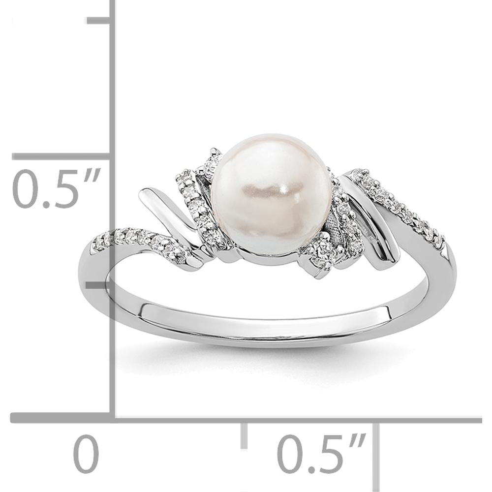 14K White Gold Ring with Freshwater Cultured Pearl and 0.10 Carat Round Diamonds by 0