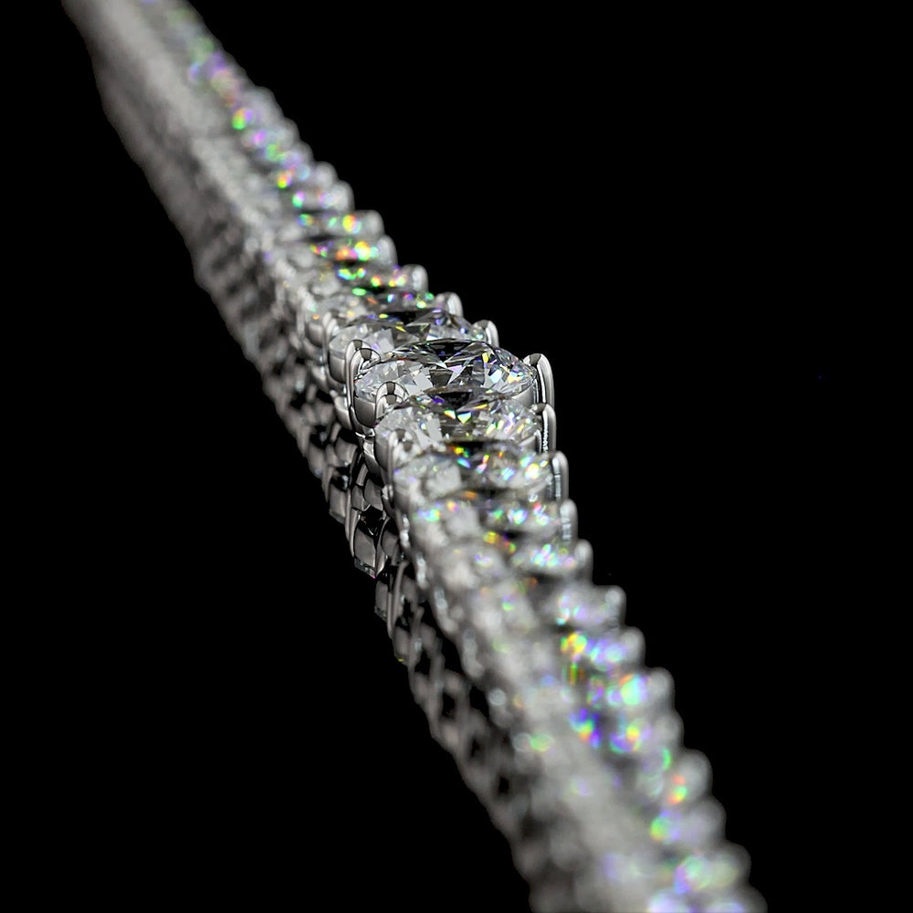 14K White Gold Riviera Necklace with 130 Graduating Round Lab Diamonds - 10.35 Carat Total Weight, E-F Color, VS Clarity - Covaloro Fine Jewelry