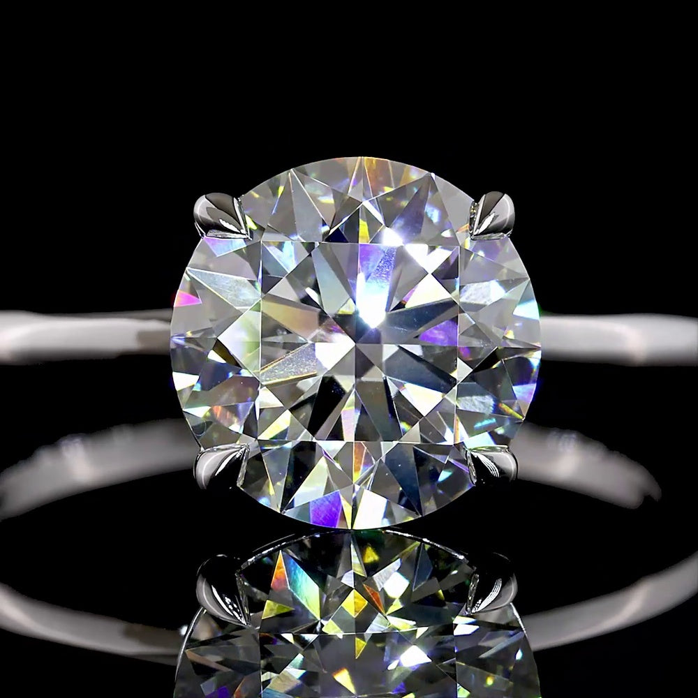 14K White Gold Round Cut Solitaire Ring with Lab-Grown 2.58 Carat E-F VVS2 Brilliant Diamond - IGI Certified - Covaloro Fine Jewelry