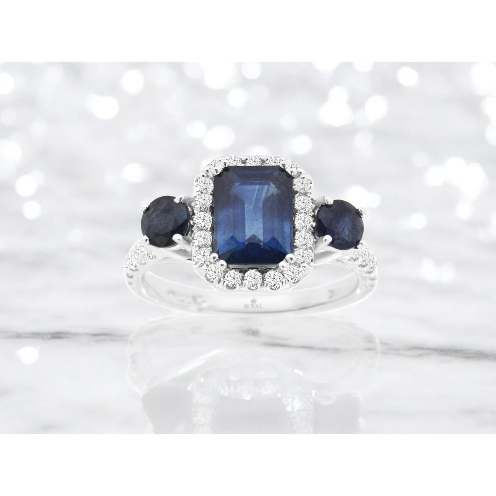 14K White Gold Sapphire & Diamond Halo Ring - 1.85 Carats Sapphire & 1 Carats Total Diamond Weight