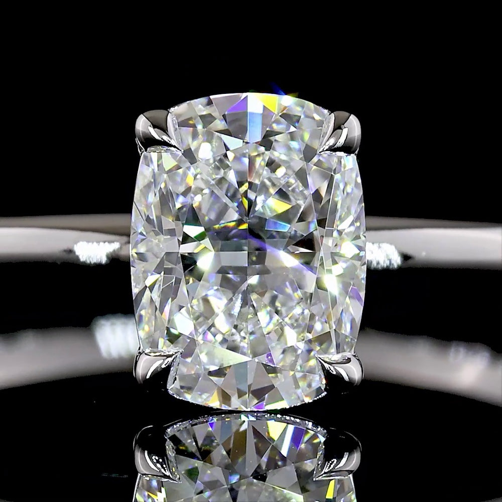 14K White Gold Solitaire Ring with 1.07 Carat Cushion Brilliant Lab Diamond - E-F Color VVS2 Clarity with IGI Certification - Covaloro Fine Jewelry