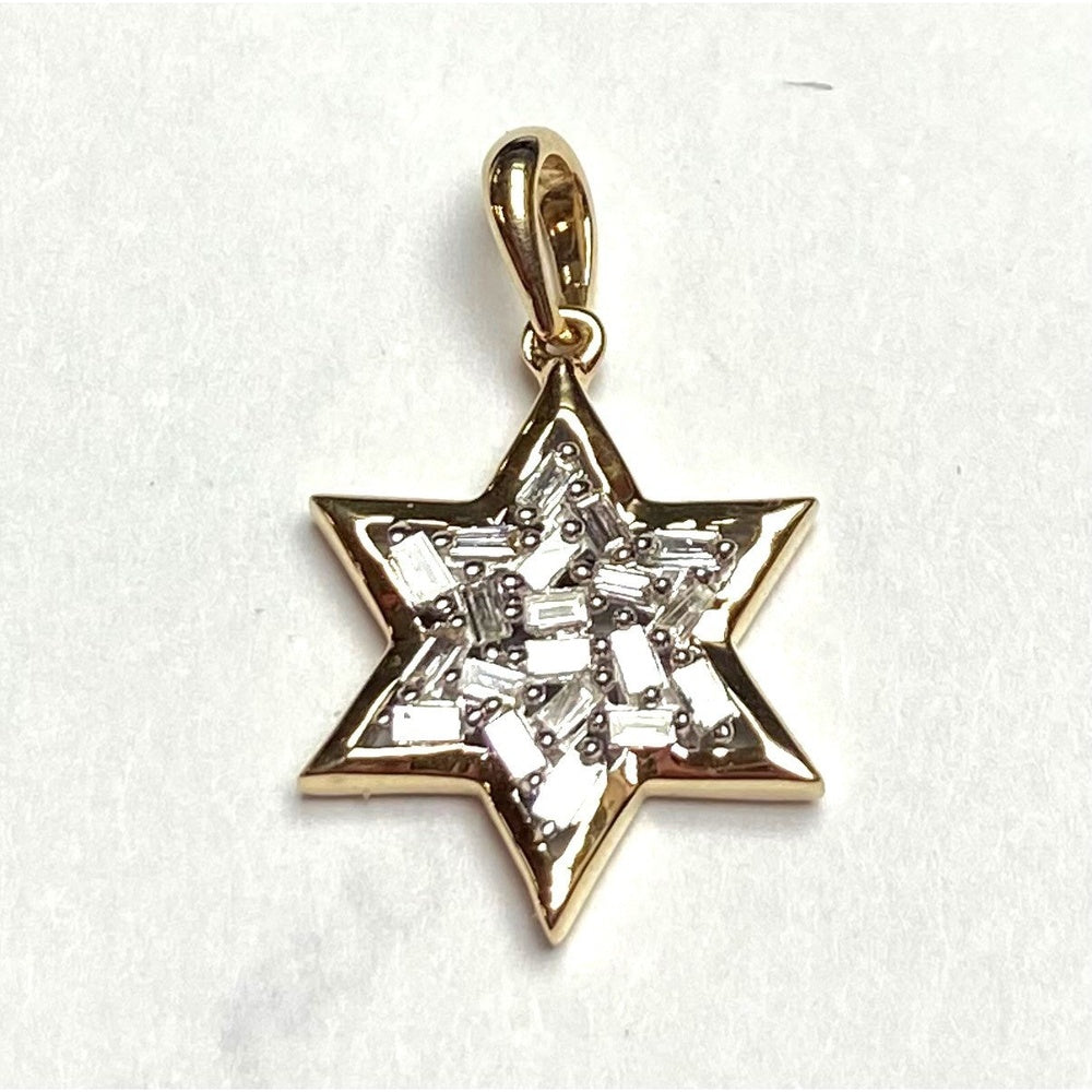 14K White Gold Star Pendant with Baguette Set Diamonds - 0.16 Carat Total Diamond Weight by Auriventus