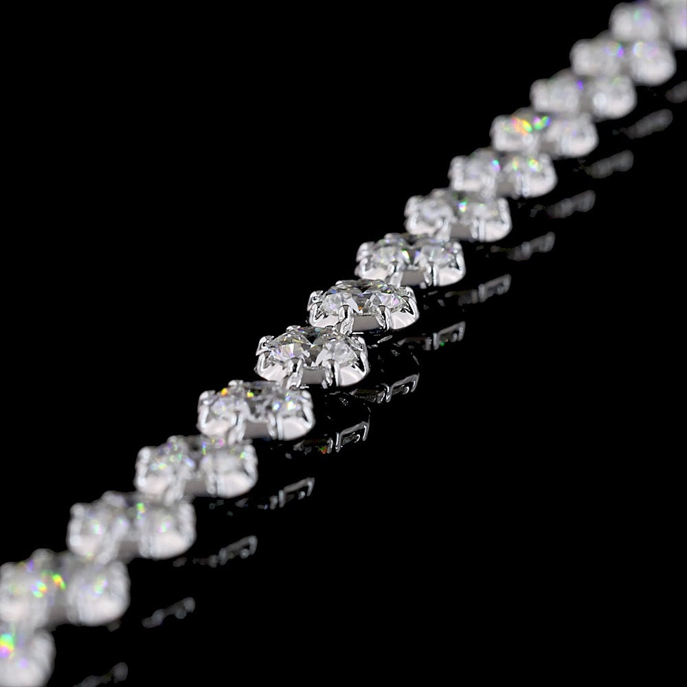 14K White Gold Station Bracelet with 29 Round Brilliant Cut Lab Diamonds - 4.30 Carat Total Diamond Weight, E-F Color VS Clarity - Covaloro Fine Jewelry