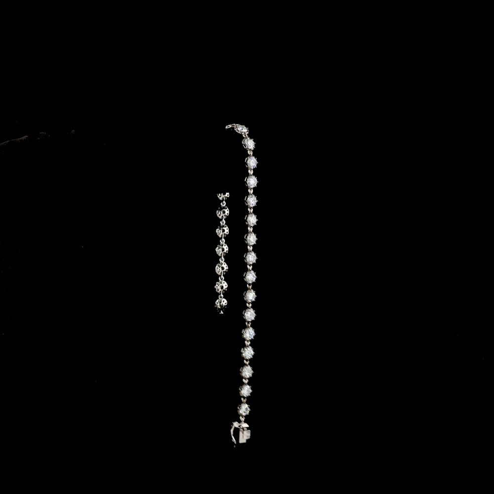 14K White Gold Station Bracelet with Brilliant Cut Round Lab Diamonds - 4.00 Carats Total Diamond Weight, E-F Color VS Clarity with Black Rhodium Accents - Covaloro Fine Jewelry