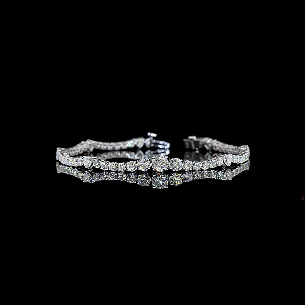 14K White Gold Station Line Tennis Bracelet with Alternating Round and Heart Shaped Lab Diamonds - 5.88 Carats Total Diamond Weight - Covaloro Fine Jewelry