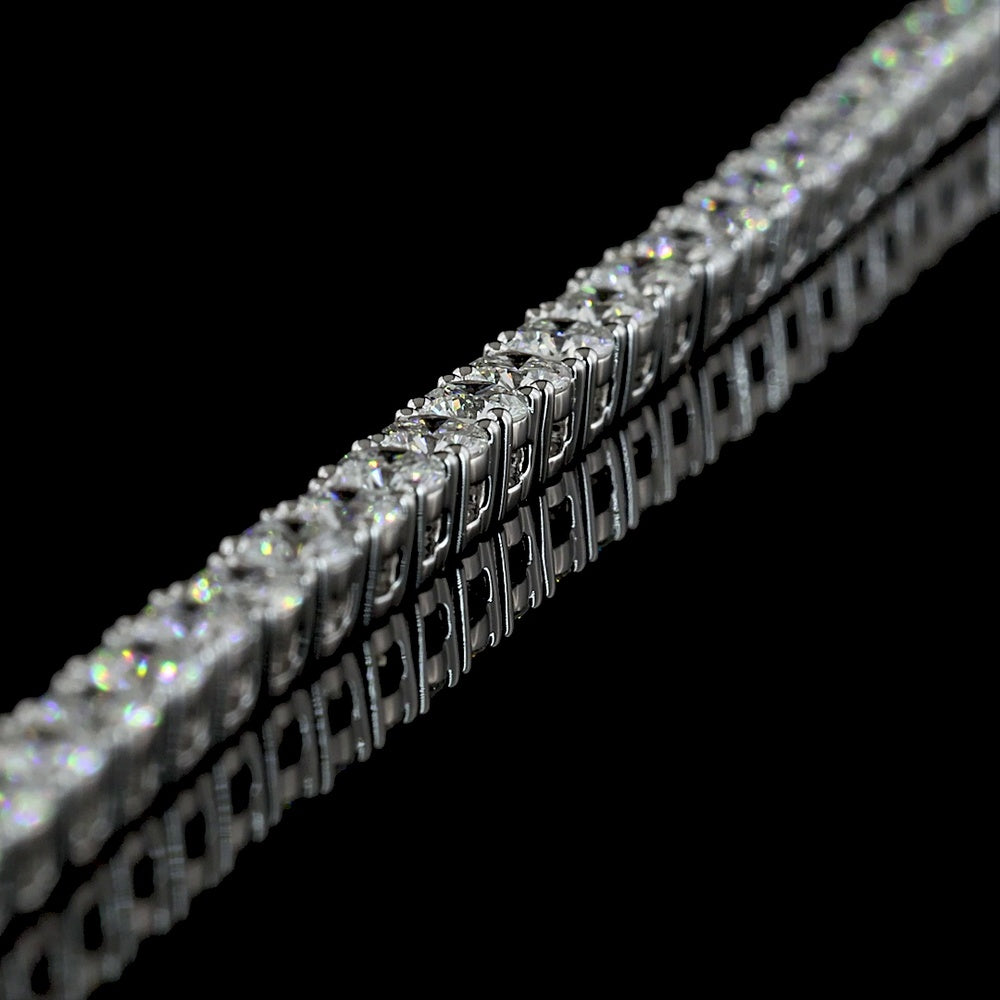14K White Gold Tennis Necklace with 157 Round Brilliant Cut Lab Diamonds - 8.58 Carat Total Weight, E-F Color VS1 Clarity - Covaloro Fine Jewelry
