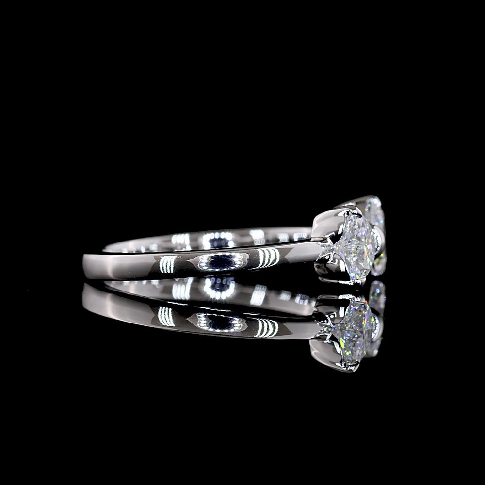 14K White Gold Toi et Moi Ring with 2 Heart-Shaped Lab Diamonds - E-F VS1 Quality - 0.85 Carat Total Weight - Covaloro Fine Jewelry