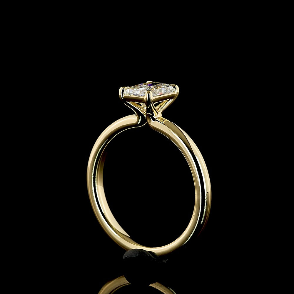 14K Yellow Gold 1.00 Carats Radiant Cut Solitaire Ring with D VS1 Lab Diamond and IGI Certification - North-South Prong Setting - Covaloro Fine Jewelry