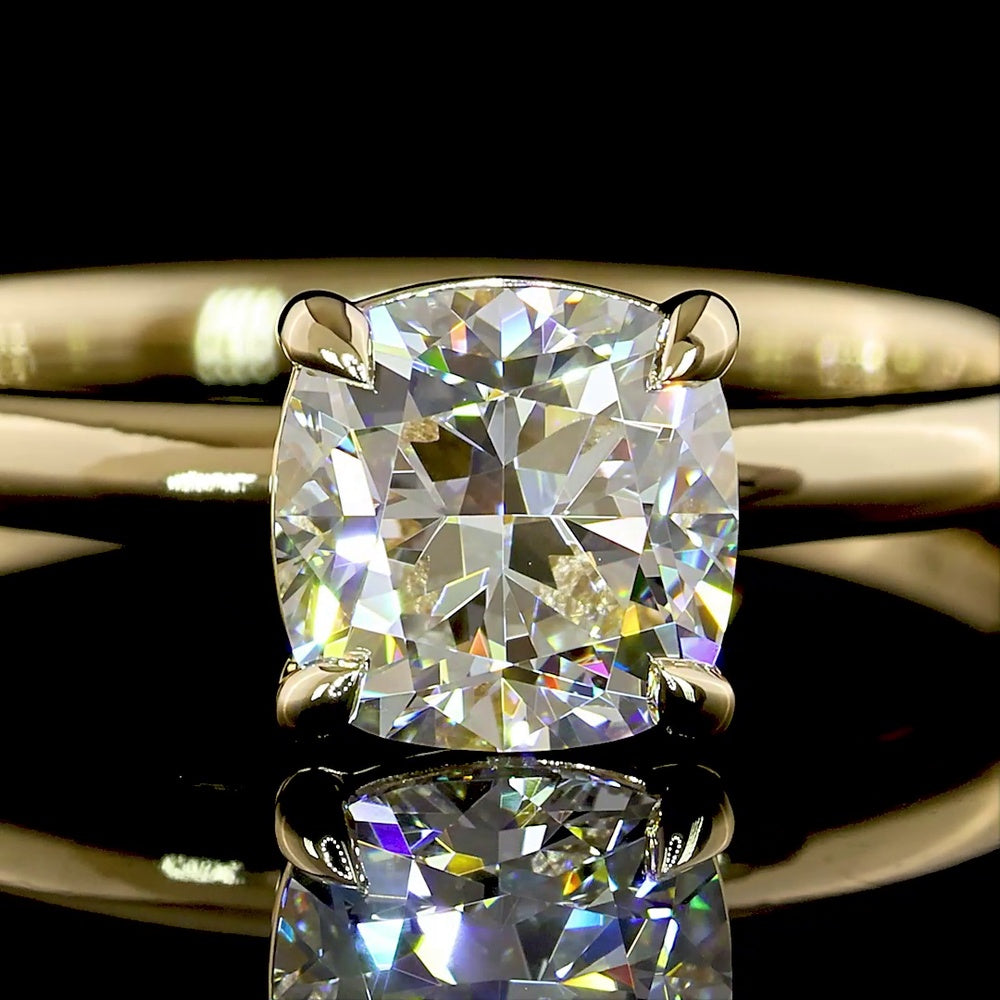 14K Yellow Gold 1.08 Carat Square Cushion Brilliant Cut Lab Diamond Solitaire Ring - IGI Certified D VVS2 - Covaloro Fine Jewelry