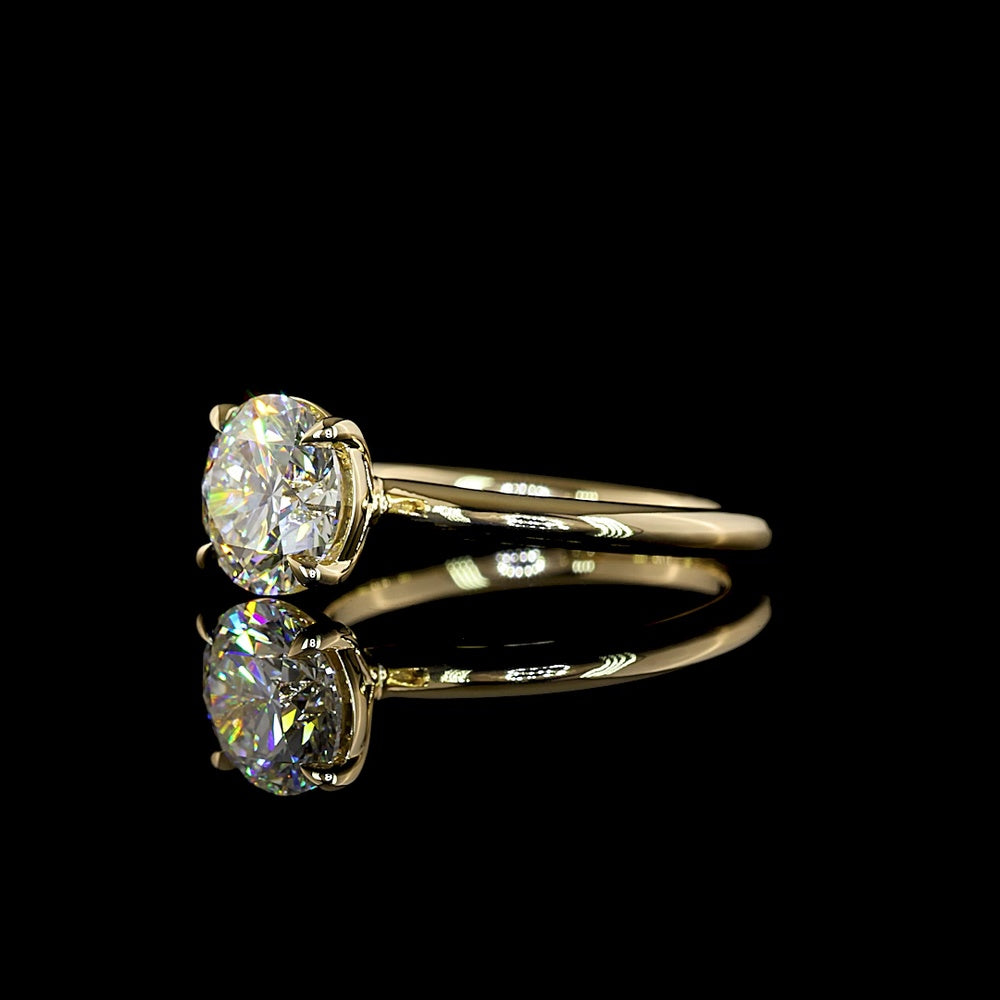 14K Yellow Gold 2.06 Carat Round Brilliant Cut Lab Diamond Solitaire Ring with E-F Color and VVS2 Clarity - IGI Certified - Covaloro Fine Jewelry