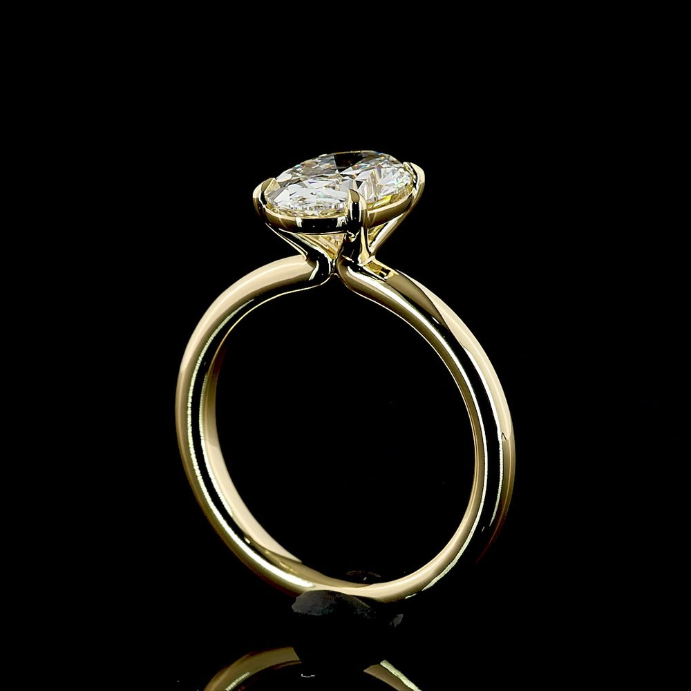 14K Yellow Gold 2.10 Carat Oval Cut Lab Diamond Solitaire Ring with North-South Prong Setting, E-F Color VS1 Clarity, IGI Certified - Covaloro Fine Jewelry
