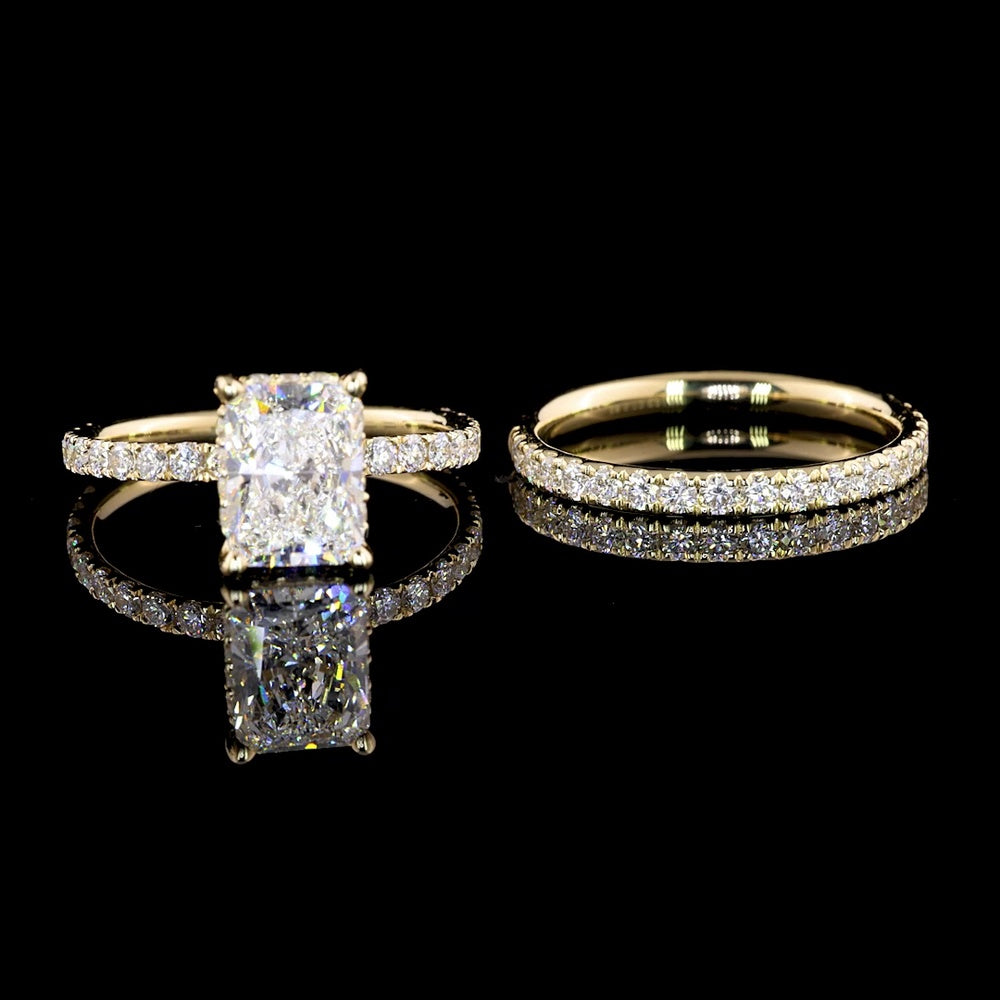 14K Yellow Gold 2.65 Carat Total Weight Radiant Cut Lab Diamond Ring with D VS1 Center Stone and Pave Brilliant Cut Band Details - GIA Certified - Covaloro Fine Jewelry
