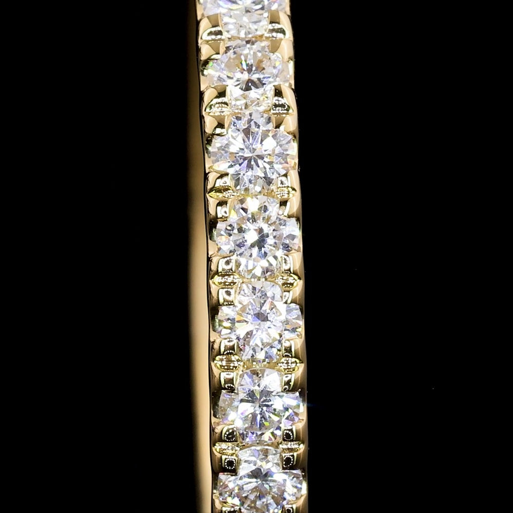 14K Yellow Gold 2.65 Carat Total Weight Radiant Cut Lab Diamond Ring with D VS1 Center Stone and Pave Brilliant Cut Band Details - GIA Certified - Covaloro Fine Jewelry