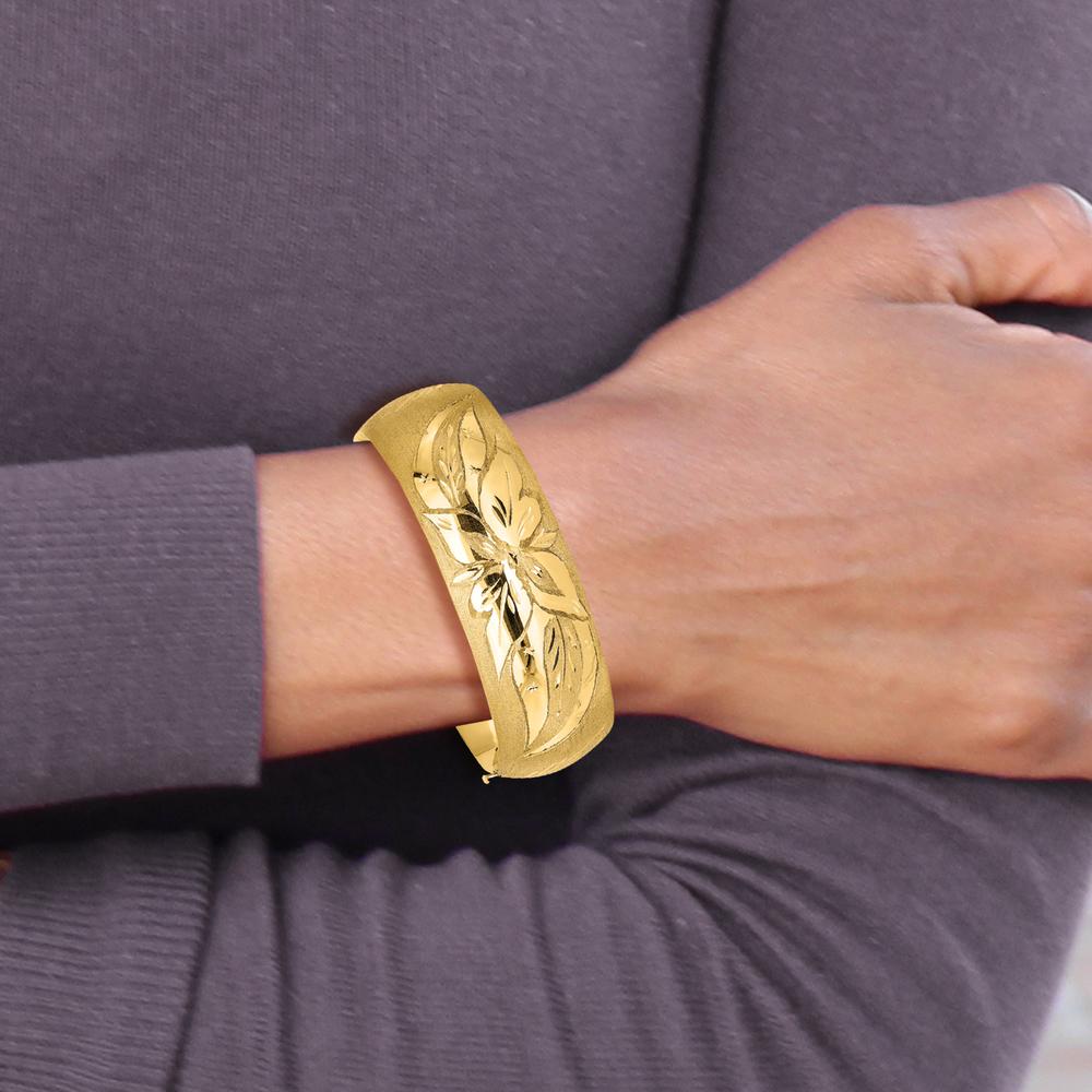 14K Yellow Gold 20mm Oversize Florentine Engraved Hinged Round Bangle Bracelet with Box Catch Clasp by Oro Pregiato