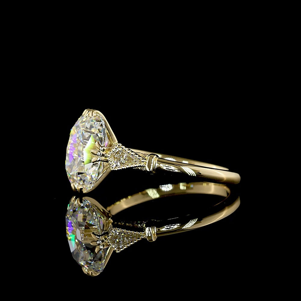 14K Yellow Gold 3.31 Carat Antique Cushion Cut Lab Diamond Ring with Kite and Round Diamond Accents - IGI Certified E VVS1 - Covaloro Fine Jewelry
