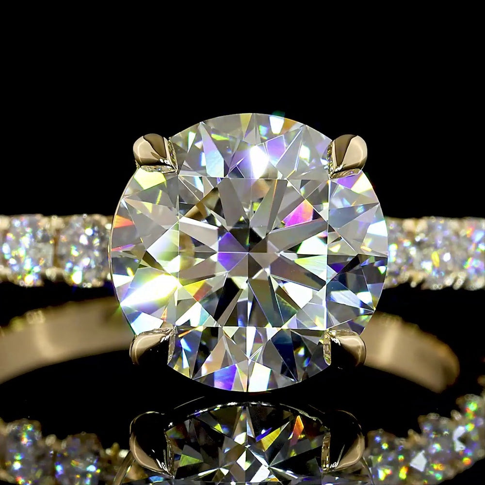 14K Yellow Gold 3.61 Carat Total Weight Round Brilliant Lab Diamond Solitaire Shank Ring with E-VVS2 Center and 12 Accent Stones - IGI Certified - Covaloro Fine Jewelry