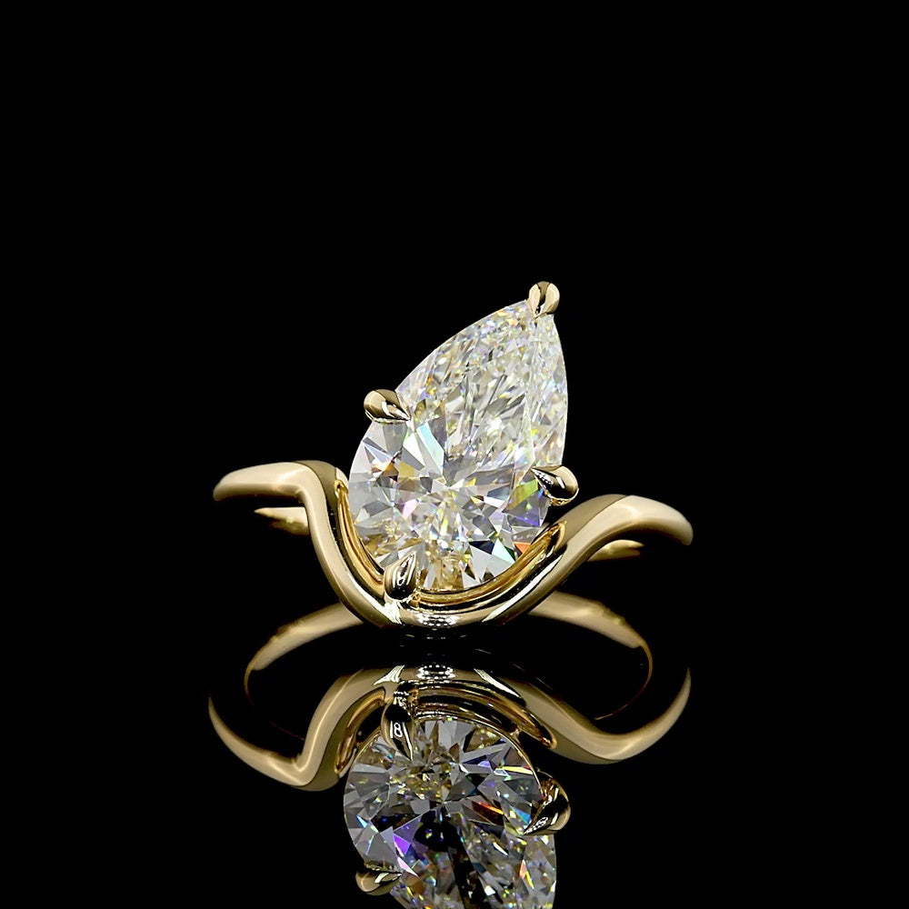 14K Yellow Gold 3 Carat Pear Shape Solitaire Ring with Inclined Setting and IGI Certified Lab Grown F VVS2 Diamond - Covaloro Fine Jewelry