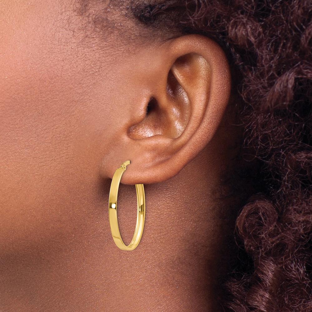 14K Yellow Gold 3mm Oval Hoop Earrings - Polished Finish by Monteluci Fine Jewelry