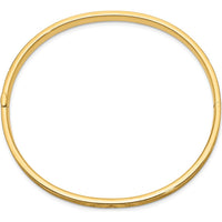 14K Yellow Gold 5.00mm Diamond-Cut Concave Hinged Oval Bangle Bracelet with Safety Bar by Oro Pregiato