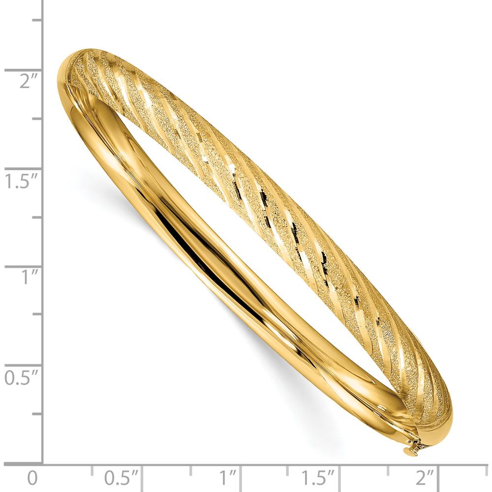14K Yellow Gold 6.2mm Polished Diamond-Cut Twisted Hinged Oval Bangle Bracelet by Oro Pregiato