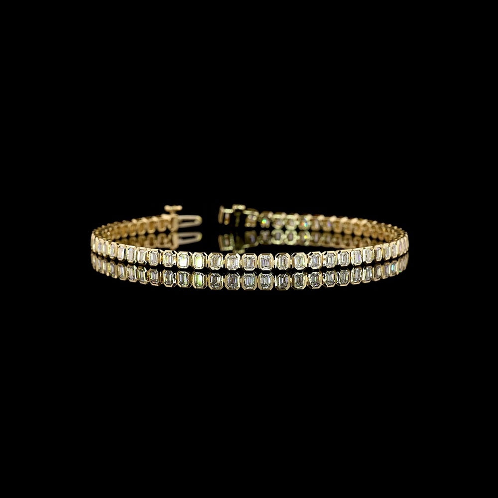 14K Yellow Gold 7.5" Tennis Bracelet with Bezel Set Emerald Cut Lab-Grown Diamonds - 2.95 Carat Total Weight - Covaloro Fine Jewelry