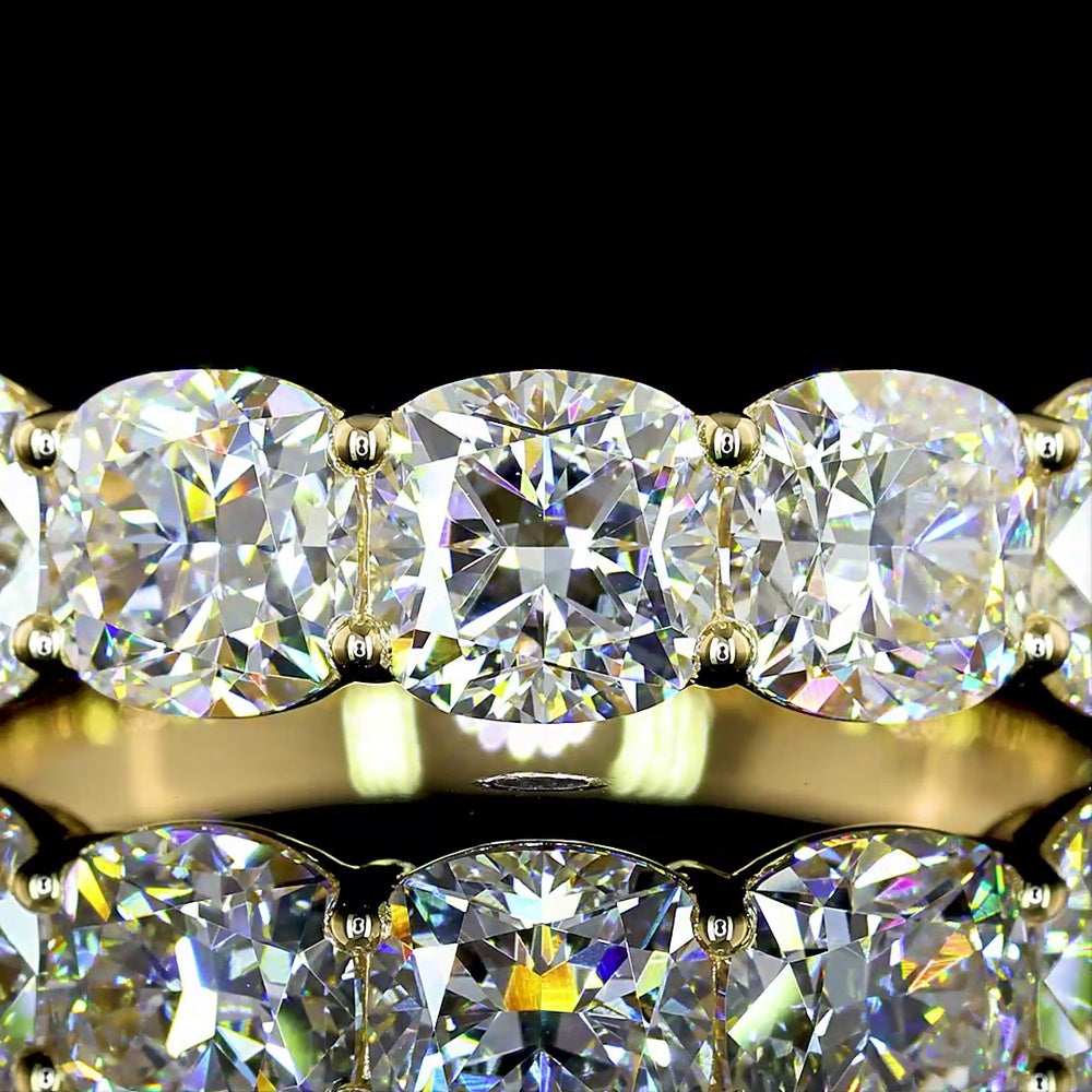 14K Yellow Gold 7-Stone Anniversary Eternity Band with Square Cushion Brilliant Cut Lab Diamonds - 3.91 Carat Total Weight E-F VS - Covaloro Fine Jewelry