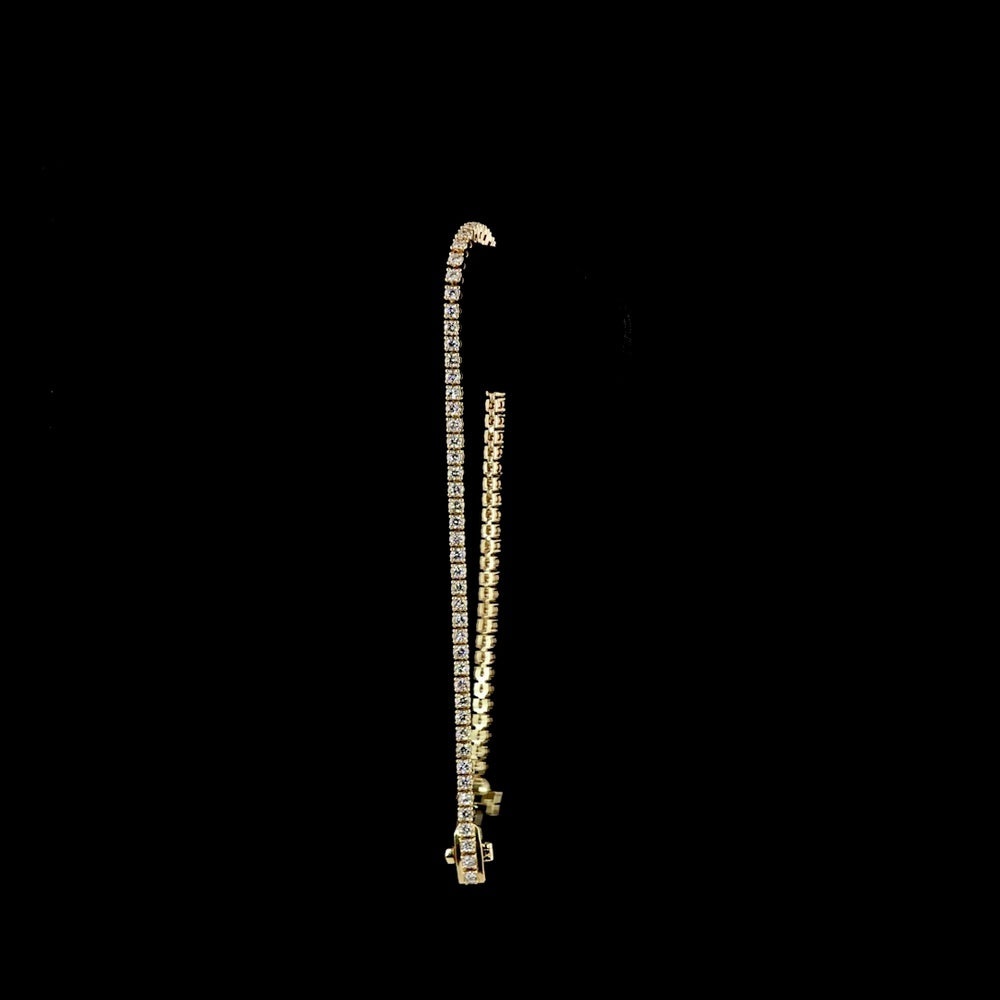 14K Yellow Gold 7" Tennis Bracelet with 82 Prong Set Round Lab Diamonds - 1.35 Carats Total Diamond Weight - Covaloro Fine Jewelry