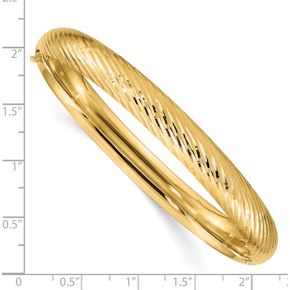 14K Yellow Gold 8mm Polished Textured Hinged Oval Bangle Bracelet with Diamond-Cut Design - 7.5in Length by Oro Pregiato