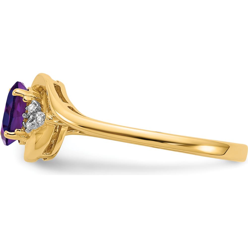 14K Yellow Gold Amethyst and Diamond Ring with 0.45 Carat Amethyst and 0.018 Carat Total Diamond Weight by Oro Pregiato