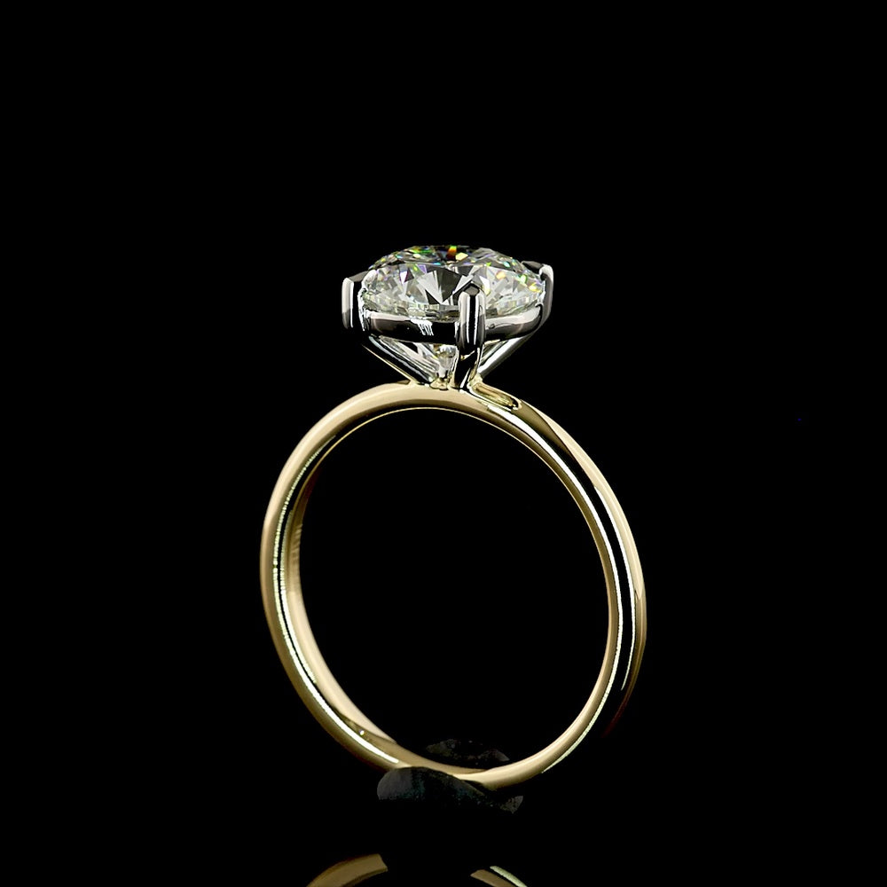 14K Yellow Gold and Platinum Solitaire Engagement Ring with 2.54 Carat Round Brilliant Cut Lab Diamond - E VS1 Clarity, IGI Certified - Covaloro Fine Jewelry