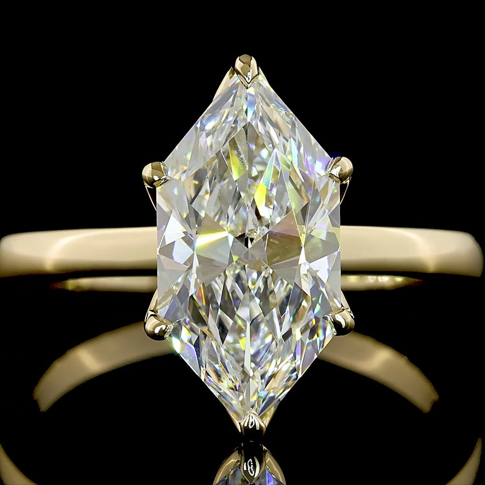 14K Yellow Gold Antique Marquise Solitaire Ring with 2.59 Carat Lab-Grown E-VVS2 Diamond - IGI Certified - Covaloro Fine Jewelry
