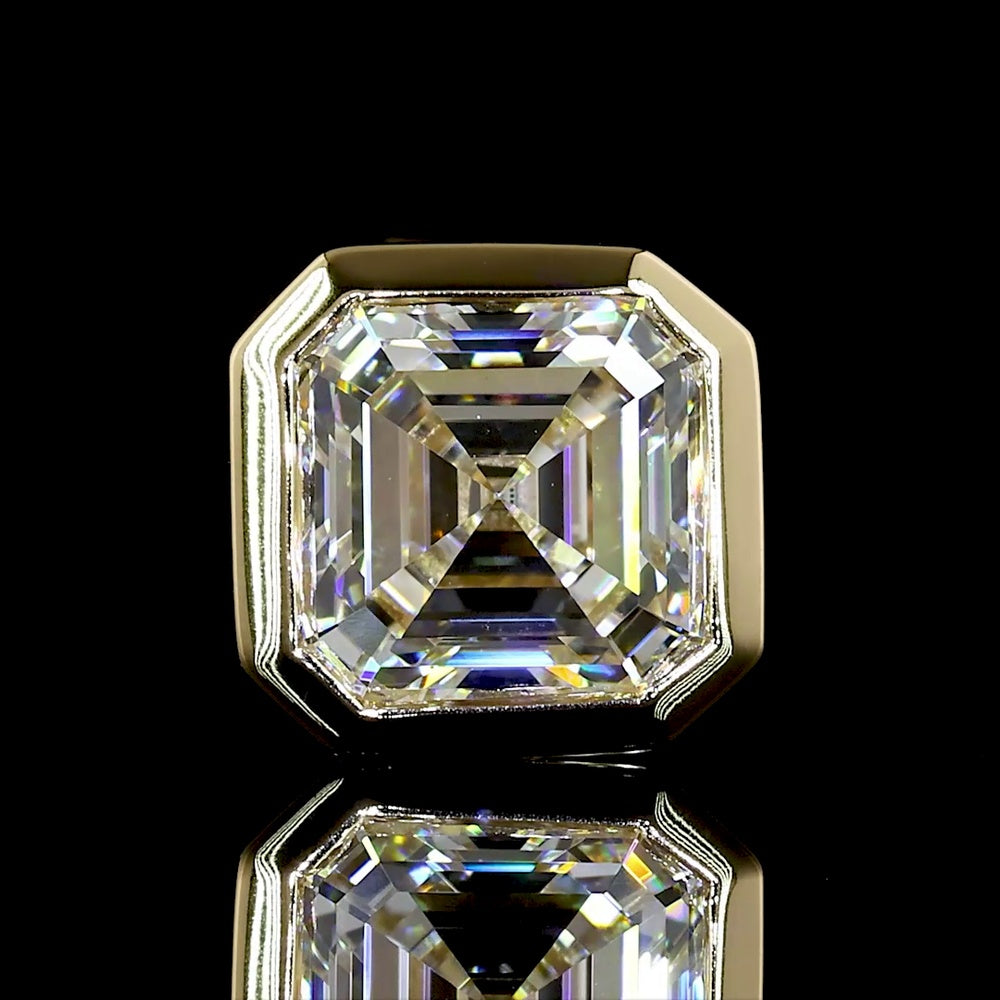 14K Yellow Gold Asscher Cut Bezel Set Lab Diamond Stud Earrings - 1.54 Carat Total Weight D VVS2 IGI Certified - Covaloro Fine Jewelry