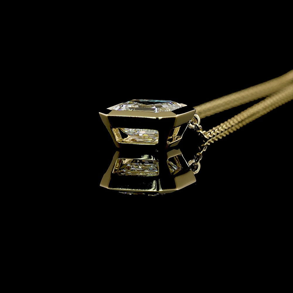 14K Yellow Gold Asscher Cut Solitaire Pendant with 2.00 Carat Lab Grown Diamond (E-F VS1) - Bezel Set, IGI Certified - Covaloro Fine Jewelry