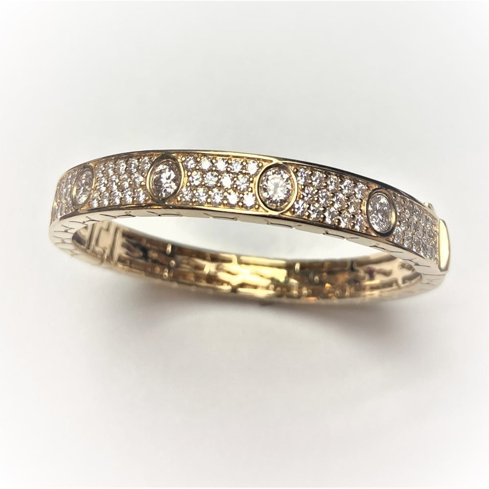 14K Yellow Gold Bangle with Bezel and Pavé Set Round Diamonds - 4.37 Carat Total Diamond Weight by Auriventus