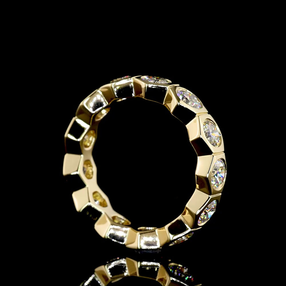 14K Yellow Gold Bezel Set Geometric Eternity Band with 13 Round Lab Grown Diamonds - 2.92 Total Carat Weight E-F VS - Covaloro Fine Jewelry