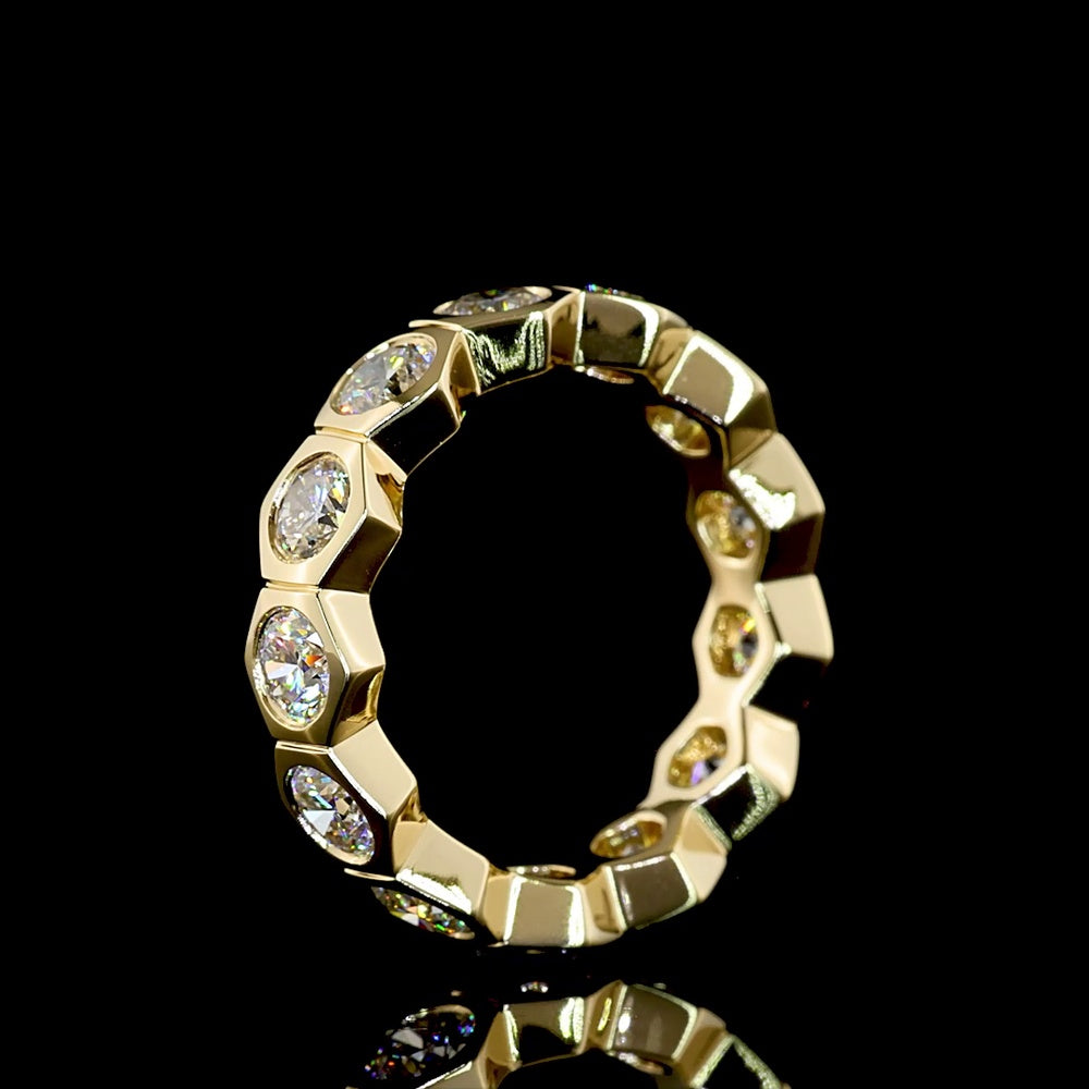 14K Yellow Gold Bezel Set Geometric Eternity Band with 13 Round Lab Grown Diamonds - 2.92 Total Carat Weight E-F VS - Covaloro Fine Jewelry