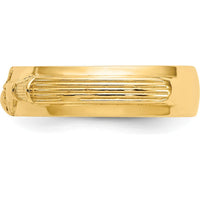 14K Yellow Gold Claddagh Men's Band Ring with Textured Detailing by Oro Pregiato