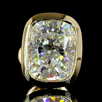 14K Yellow Gold Cushion Brilliant Bezel Set Lab Diamond Stud Earrings - 2.04 Carat Total Weight, D VVS2 IGI Certified - Covaloro Fine Jewelry