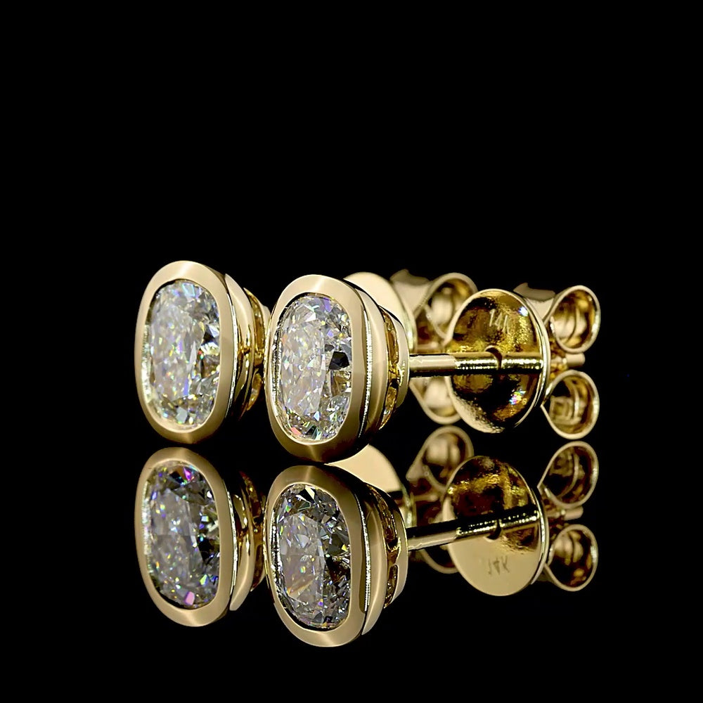 14K Yellow Gold Cushion Brilliant Lab Diamond Stud Earrings - 1.05 Carat Total Weight, Bezel Set E-F VVS2 IGI - Covaloro Fine Jewelry