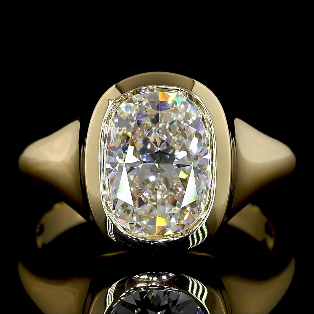 14K Yellow Gold Cushion Brilliant Solitaire Ring with North-South Bezel Set Lab Diamond - 3.01 Carat Total Weight, E Color VVS2 Clarity, IGI Certified - Covaloro Fine Jewelry